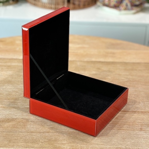 NWT JT Rose & Co Chinese Lattice Keepsake Box - Picture 3 of 4